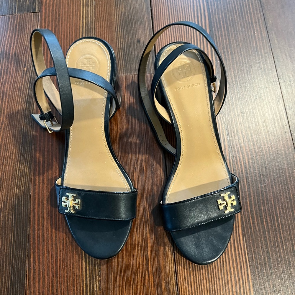 Tory Burch Sandal Size 7.5